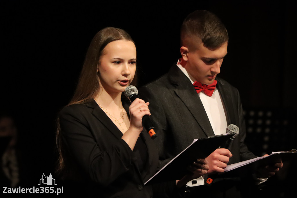 Fotorelacja I: Zakończenie roku szkolnego klas maturalnych I LO w Zawierciu
