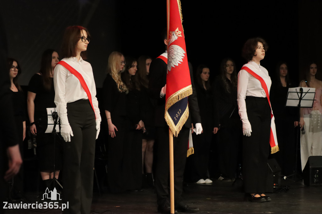 Fotorelacja I: Zakończenie roku szkolnego klas maturalnych I LO w Zawierciu