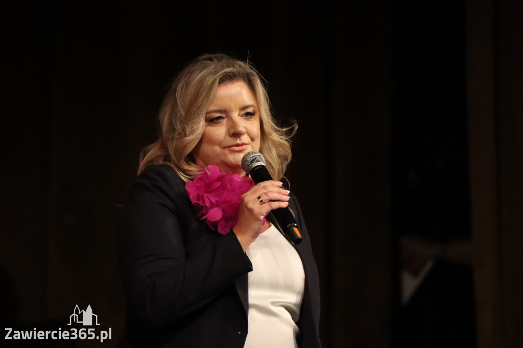 Fotorelacja I: Zakończenie roku szkolnego klas maturalnych I LO w Zawierciu