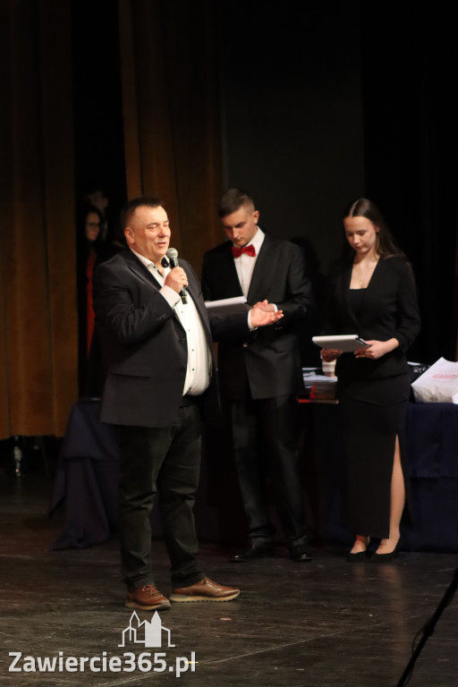 Fotorelacja I: Zakończenie roku szkolnego klas maturalnych I LO w Zawierciu