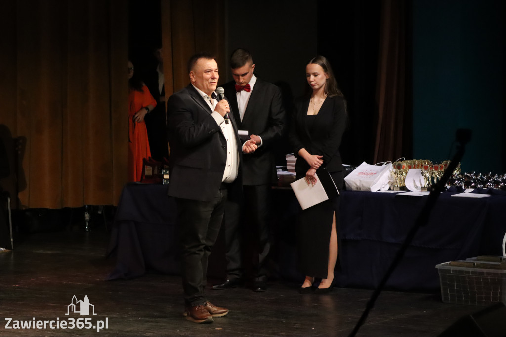 Fotorelacja I: Zakończenie roku szkolnego klas maturalnych I LO w Zawierciu