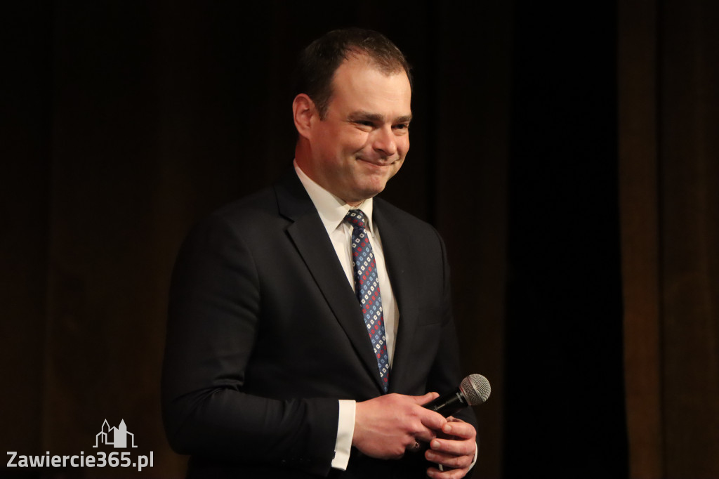 Fotorelacja I: Zakończenie roku szkolnego klas maturalnych I LO w Zawierciu