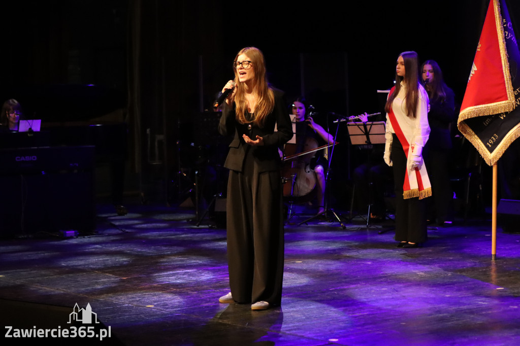 Fotorelacja I: Zakończenie roku szkolnego klas maturalnych I LO w Zawierciu