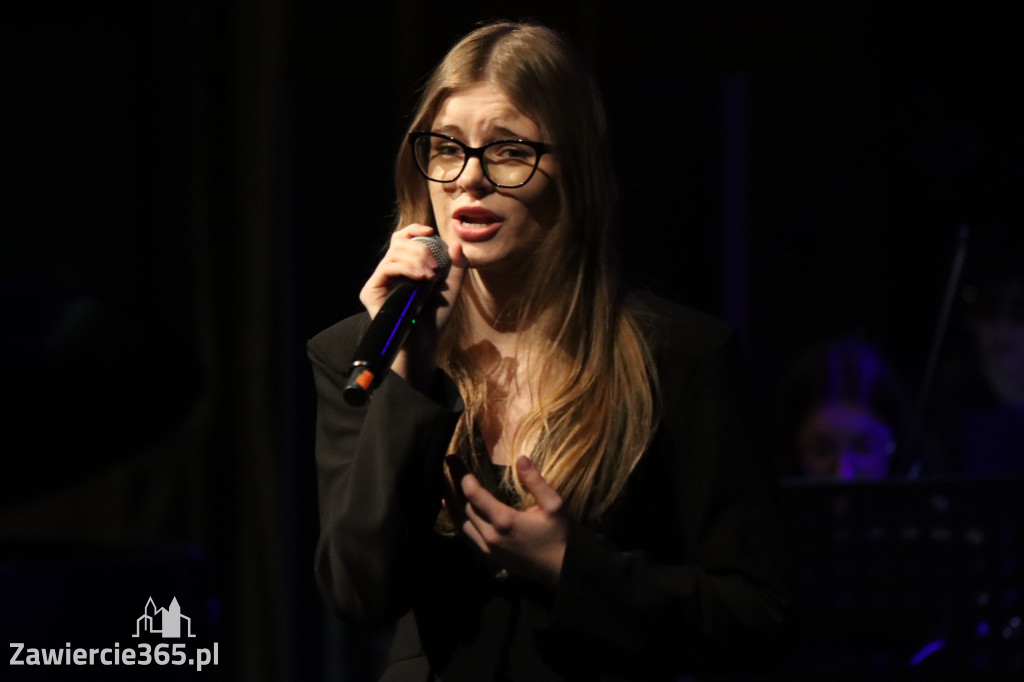 Fotorelacja I: Zakończenie roku szkolnego klas maturalnych I LO w Zawierciu