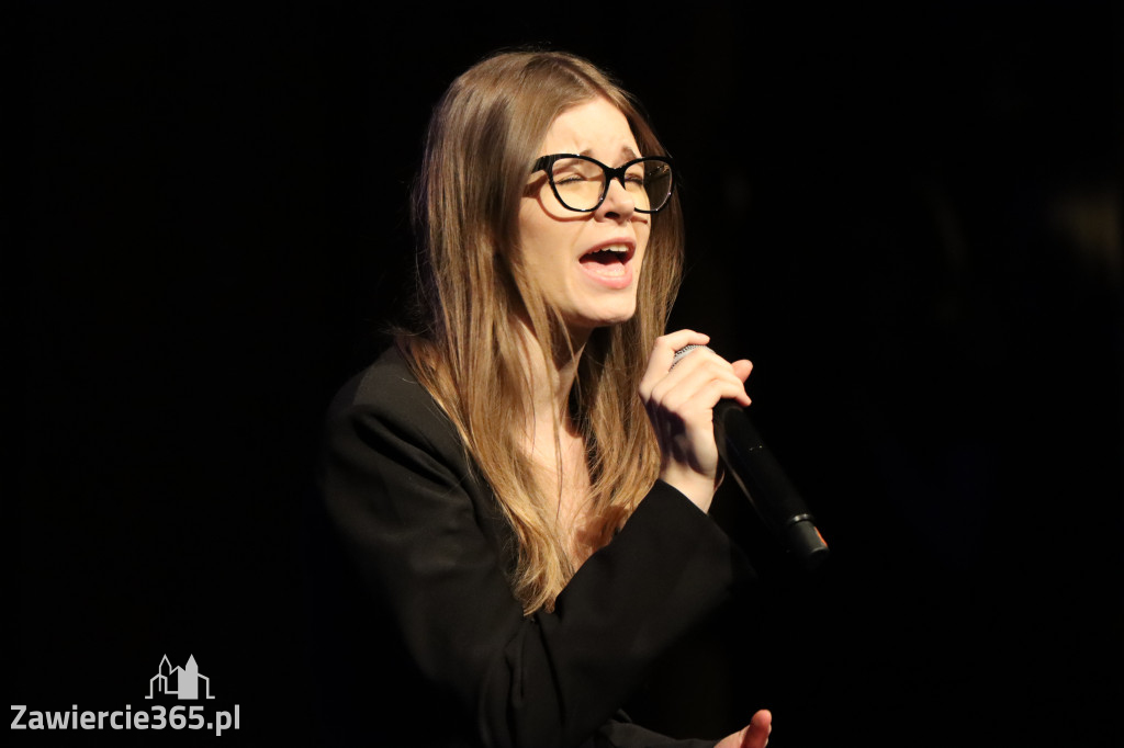 Fotorelacja I: Zakończenie roku szkolnego klas maturalnych I LO w Zawierciu