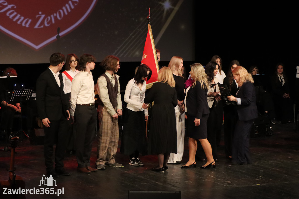 Fotorelacja I: Zakończenie roku szkolnego klas maturalnych I LO w Zawierciu