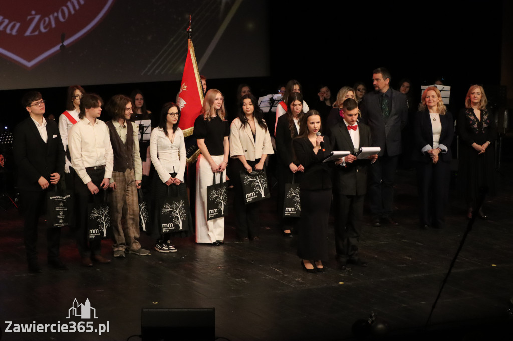 Fotorelacja I: Zakończenie roku szkolnego klas maturalnych I LO w Zawierciu