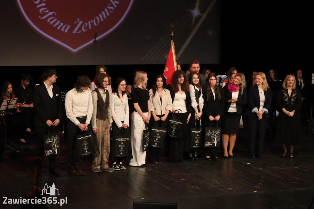 Fotorelacja I: Zakończenie roku szkolnego klas maturalnych I LO w Zawierciu