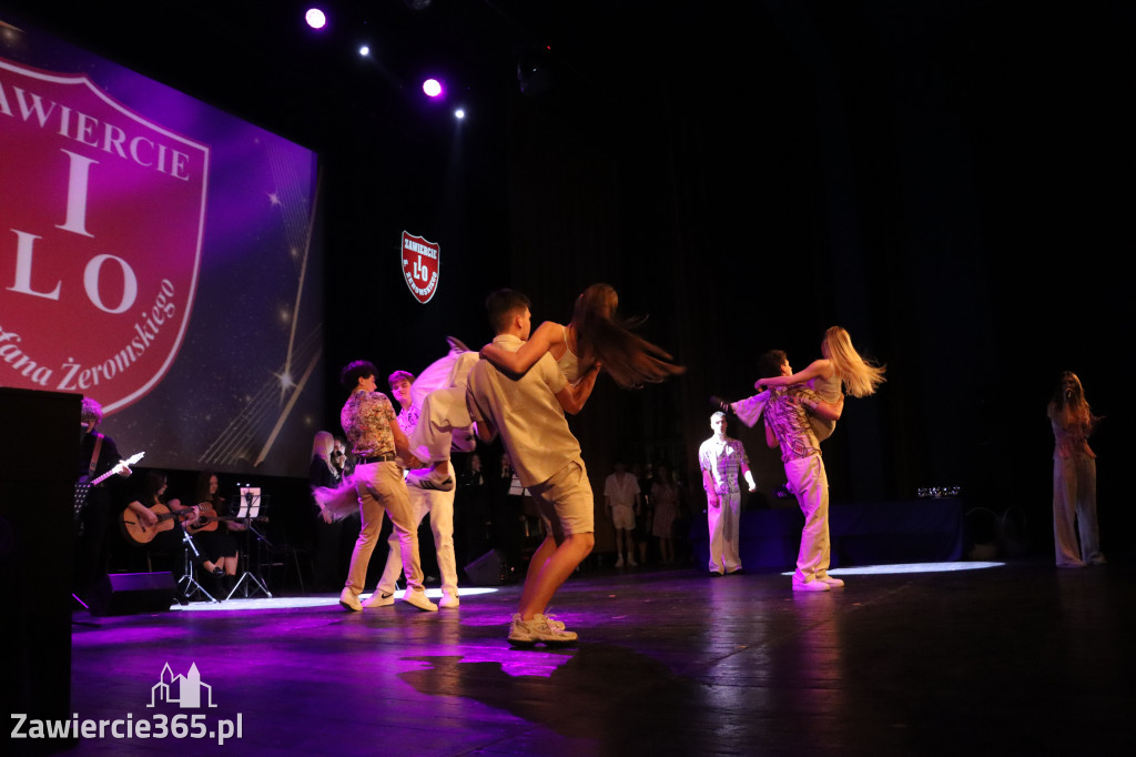 Fotorelacja II: Zakończenie roku szkolnego klas maturalnych I LO w Zawierciu