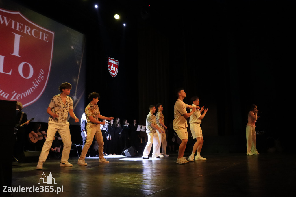 Fotorelacja II: Zakończenie roku szkolnego klas maturalnych I LO w Zawierciu