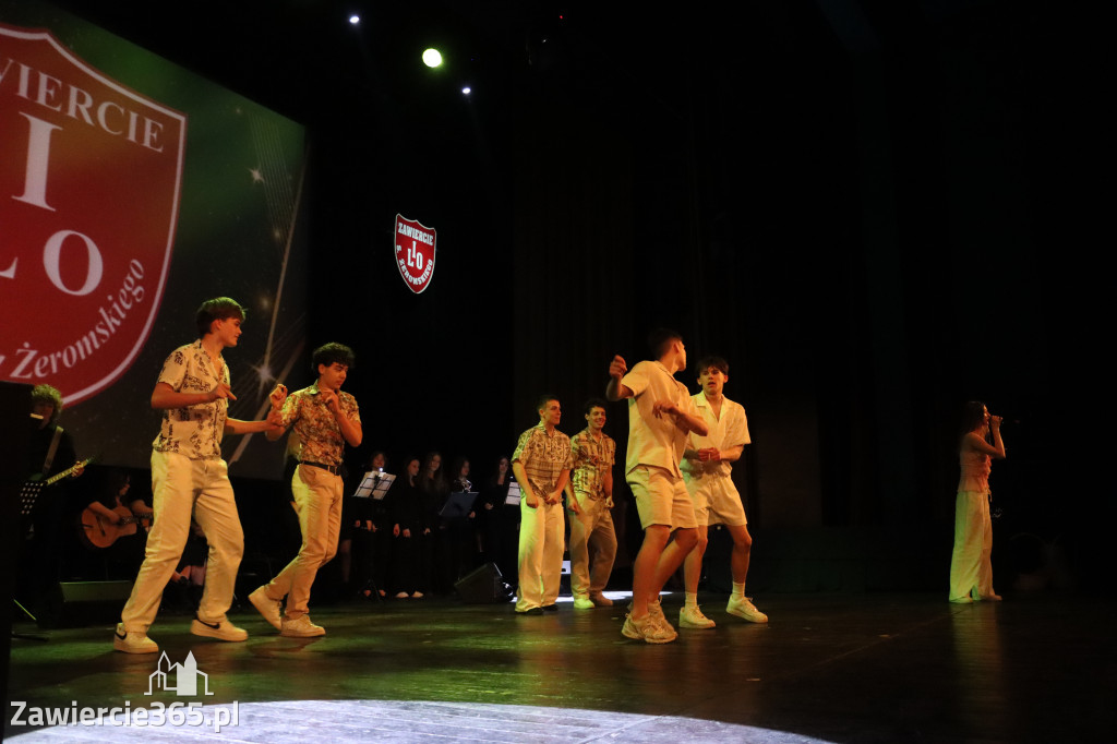 Fotorelacja II: Zakończenie roku szkolnego klas maturalnych I LO w Zawierciu