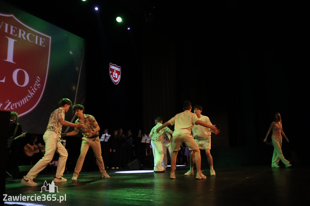 Fotorelacja II: Zakończenie roku szkolnego klas maturalnych I LO w Zawierciu