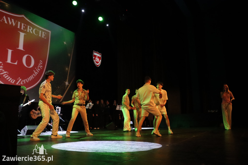 Fotorelacja II: Zakończenie roku szkolnego klas maturalnych I LO w Zawierciu