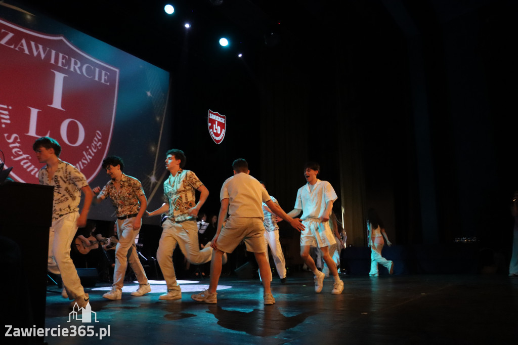 Fotorelacja II: Zakończenie roku szkolnego klas maturalnych I LO w Zawierciu