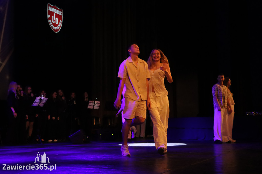 Fotorelacja II: Zakończenie roku szkolnego klas maturalnych I LO w Zawierciu