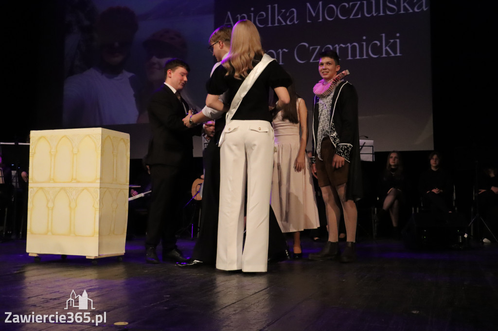 Fotorelacja II: Zakończenie roku szkolnego klas maturalnych I LO w Zawierciu