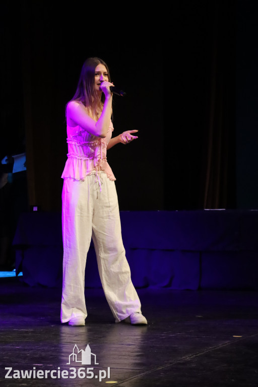 Fotorelacja II: Zakończenie roku szkolnego klas maturalnych I LO w Zawierciu