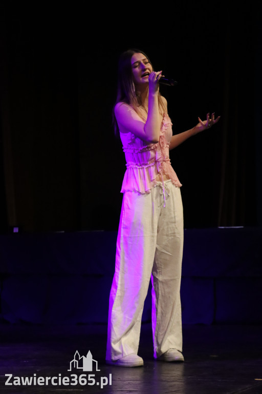 Fotorelacja II: Zakończenie roku szkolnego klas maturalnych I LO w Zawierciu