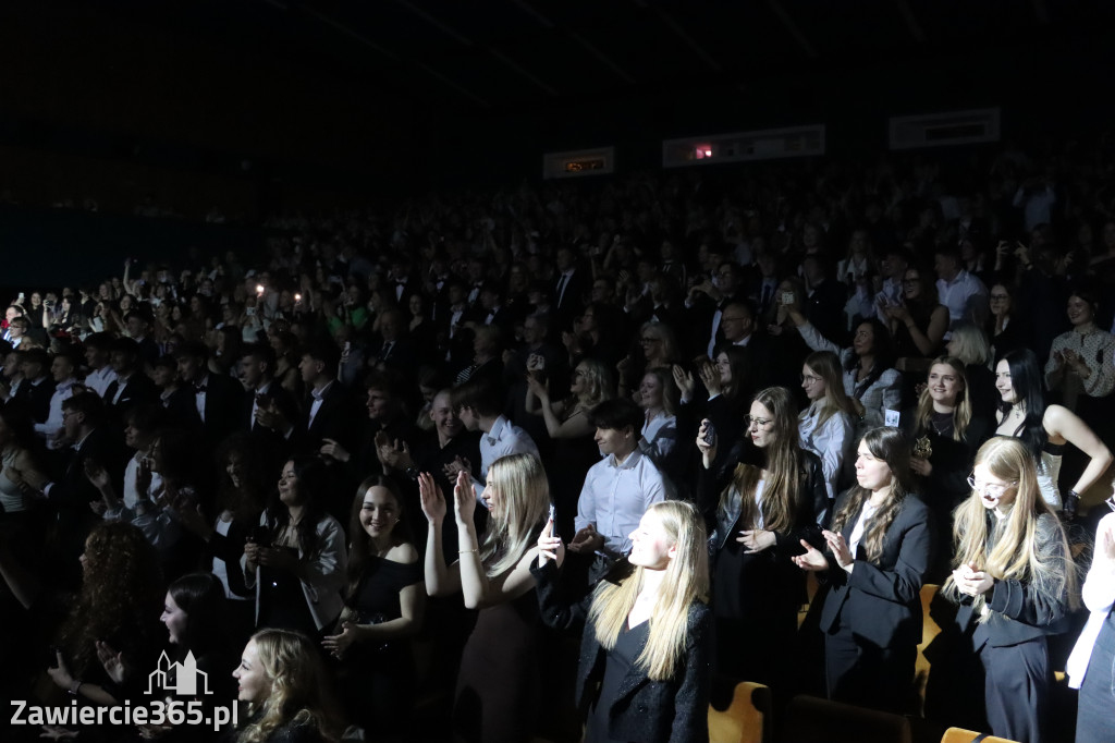 Fotorelacja II: Zakończenie roku szkolnego klas maturalnych I LO w Zawierciu