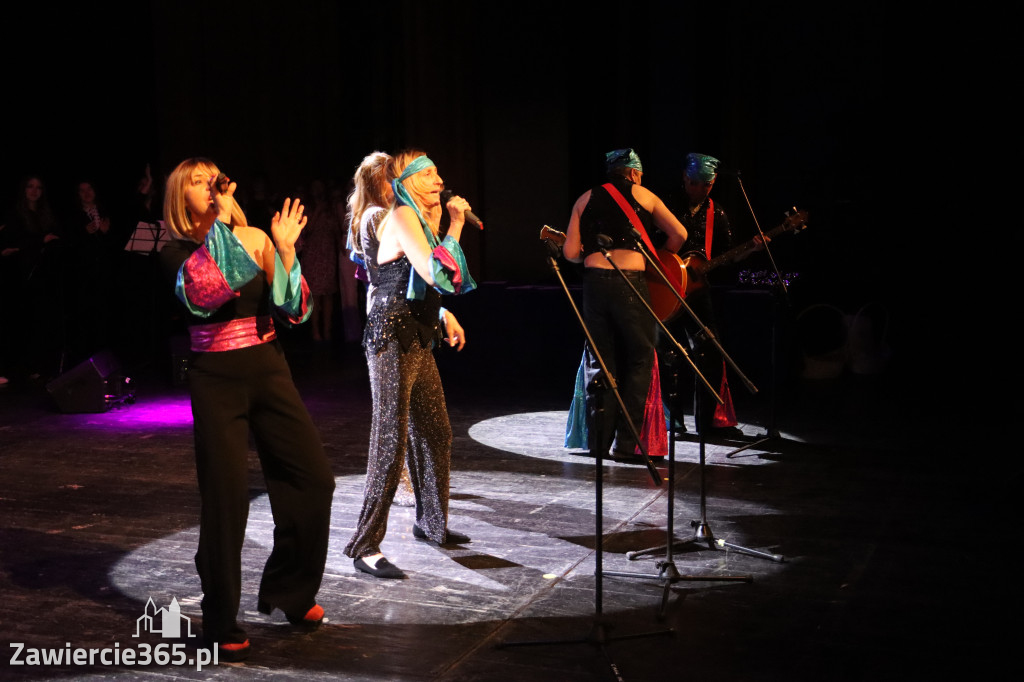 Fotorelacja II: Zakończenie roku szkolnego klas maturalnych I LO w Zawierciu