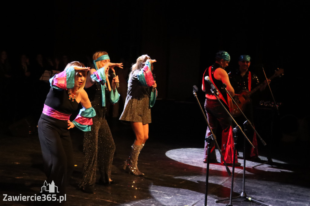 Fotorelacja II: Zakończenie roku szkolnego klas maturalnych I LO w Zawierciu