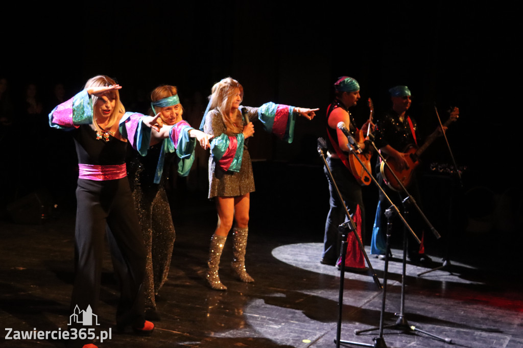 Fotorelacja II: Zakończenie roku szkolnego klas maturalnych I LO w Zawierciu