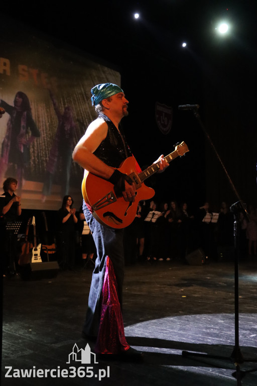 Fotorelacja II: Zakończenie roku szkolnego klas maturalnych I LO w Zawierciu