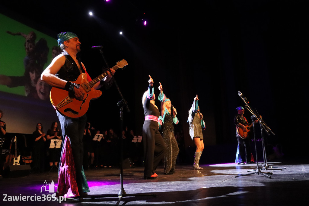 Fotorelacja II: Zakończenie roku szkolnego klas maturalnych I LO w Zawierciu