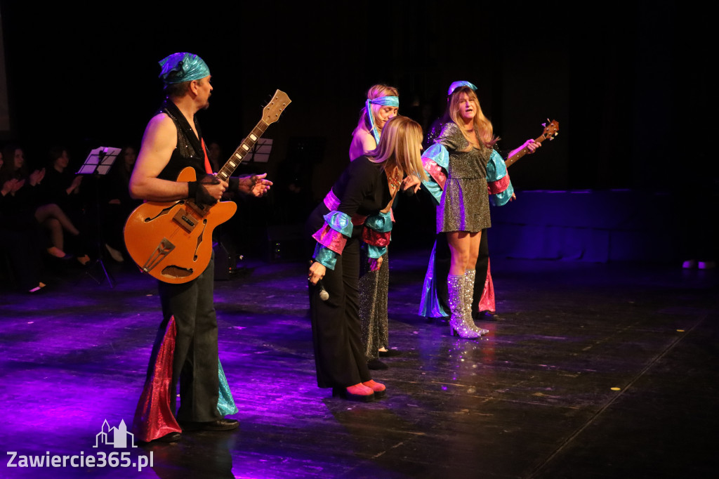 Fotorelacja II: Zakończenie roku szkolnego klas maturalnych I LO w Zawierciu