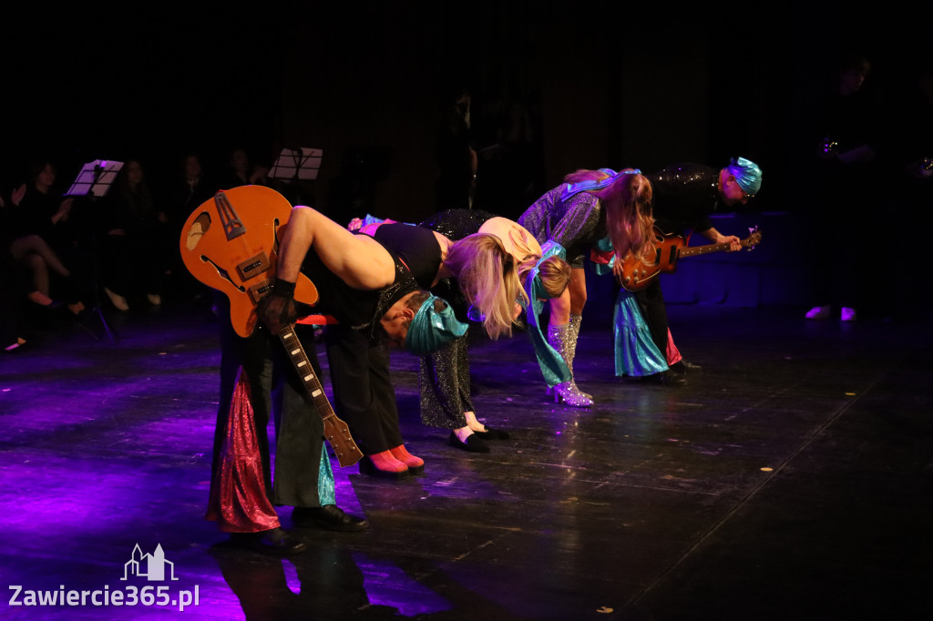 Fotorelacja II: Zakończenie roku szkolnego klas maturalnych I LO w Zawierciu