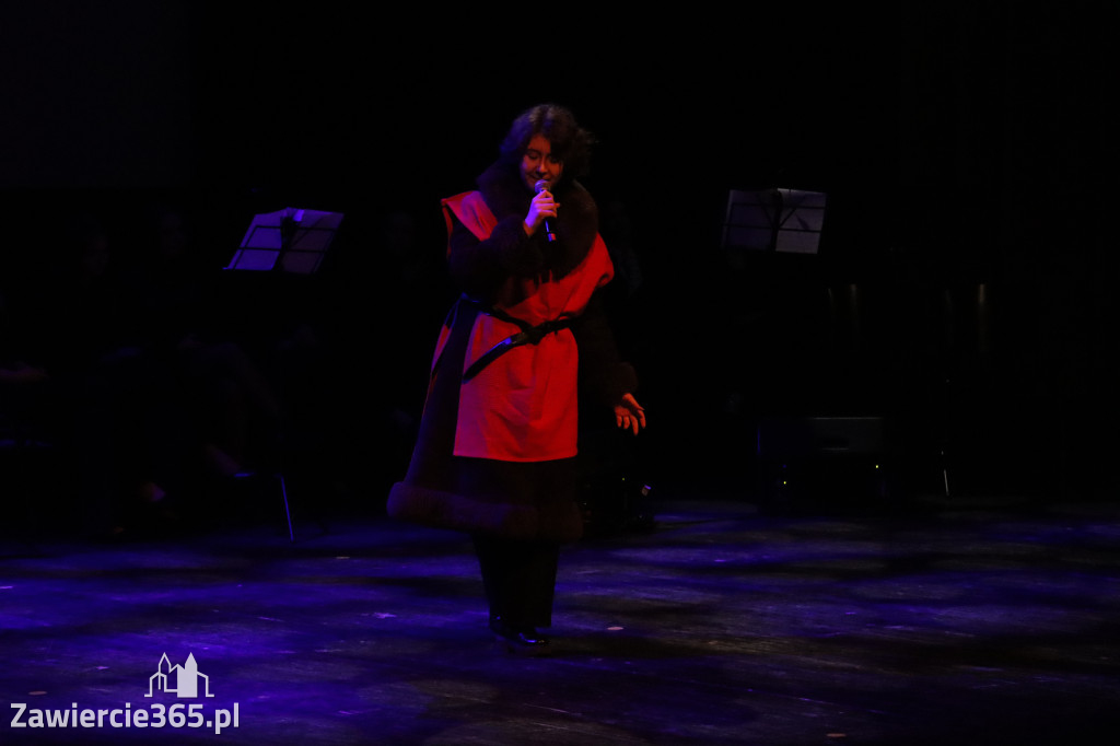 Fotorelacja II: Zakończenie roku szkolnego klas maturalnych I LO w Zawierciu