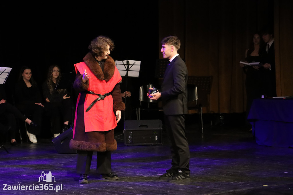 Fotorelacja II: Zakończenie roku szkolnego klas maturalnych I LO w Zawierciu