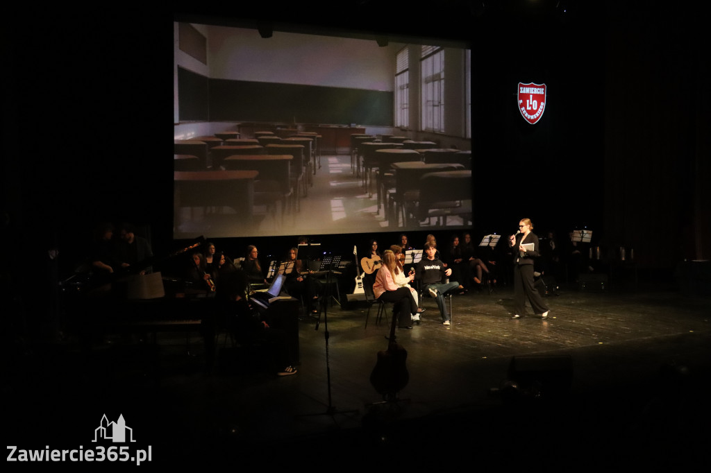 Fotorelacja II: Zakończenie roku szkolnego klas maturalnych I LO w Zawierciu