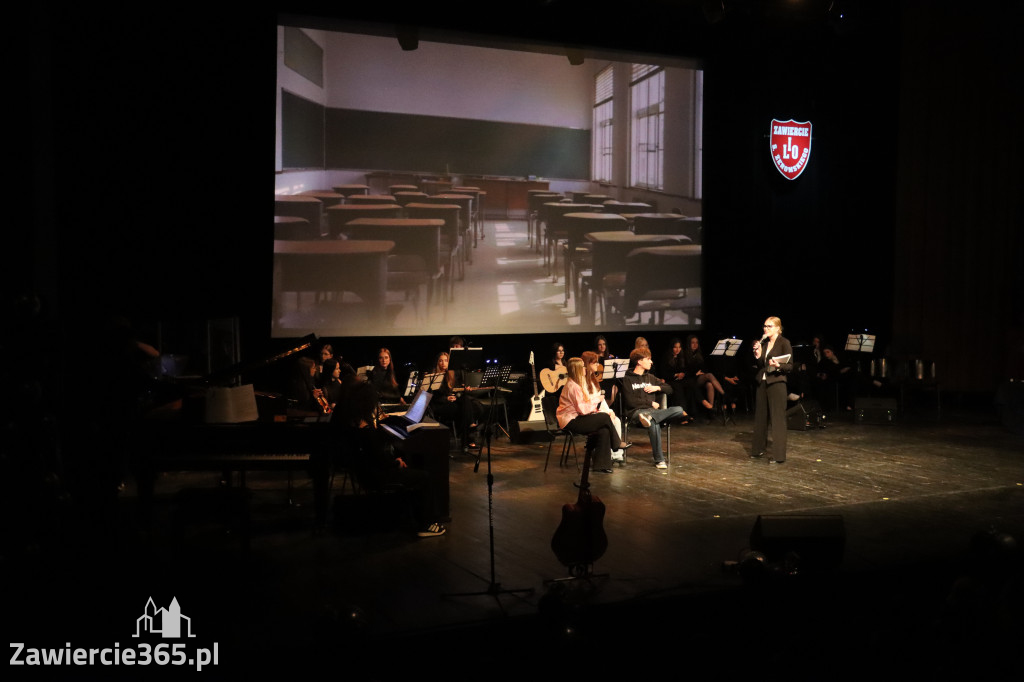 Fotorelacja II: Zakończenie roku szkolnego klas maturalnych I LO w Zawierciu