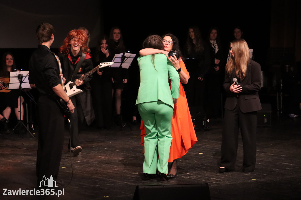 Fotorelacja II: Zakończenie roku szkolnego klas maturalnych I LO w Zawierciu