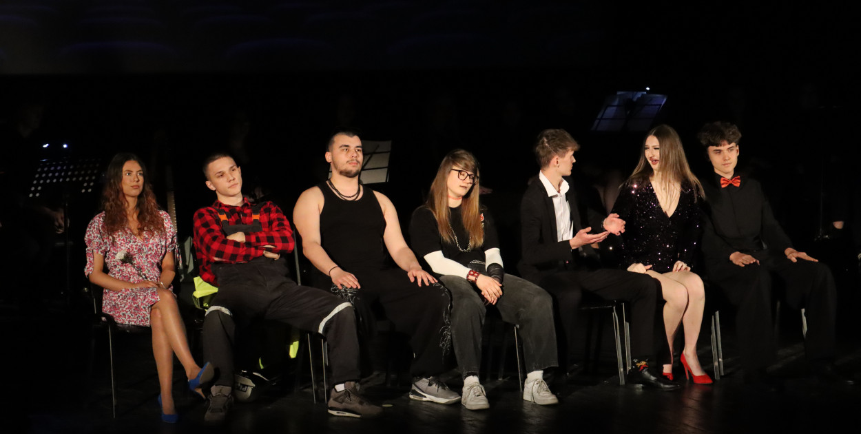 Fotorelacja III: Zakończenie roku szkolnego klas maturalnych I LO w Zawierciu