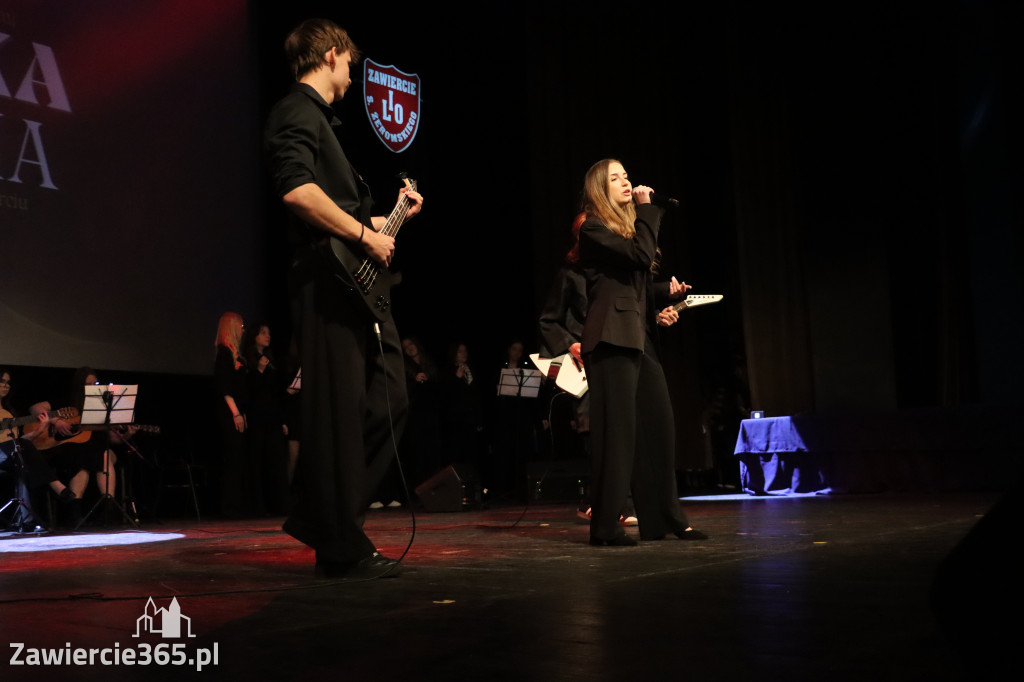 Fotorelacja III: Zakończenie roku szkolnego klas maturalnych I LO w Zawierciu