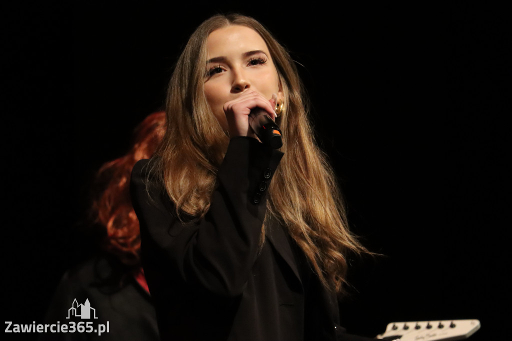 Fotorelacja III: Zakończenie roku szkolnego klas maturalnych I LO w Zawierciu