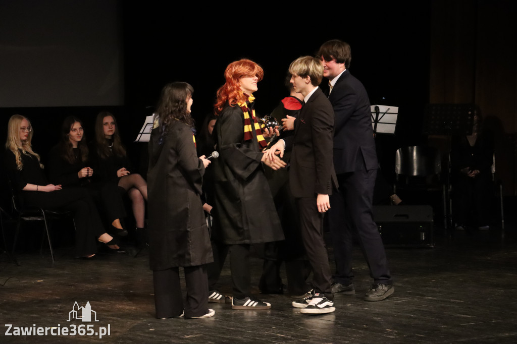 Fotorelacja III: Zakończenie roku szkolnego klas maturalnych I LO w Zawierciu