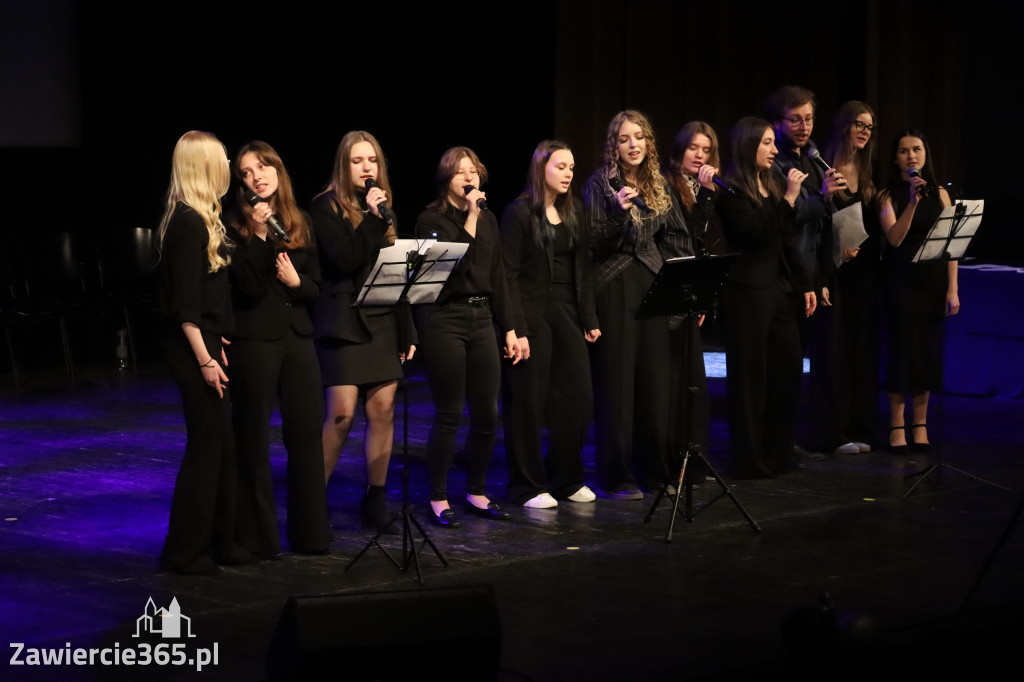 Fotorelacja III: Zakończenie roku szkolnego klas maturalnych I LO w Zawierciu