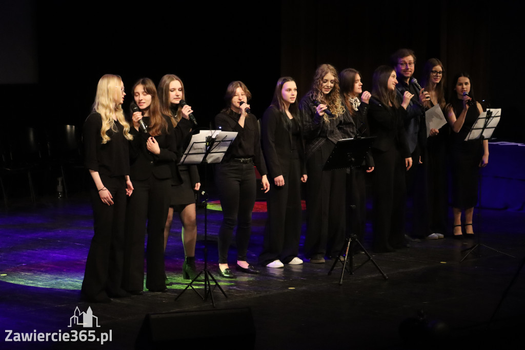 Fotorelacja III: Zakończenie roku szkolnego klas maturalnych I LO w Zawierciu