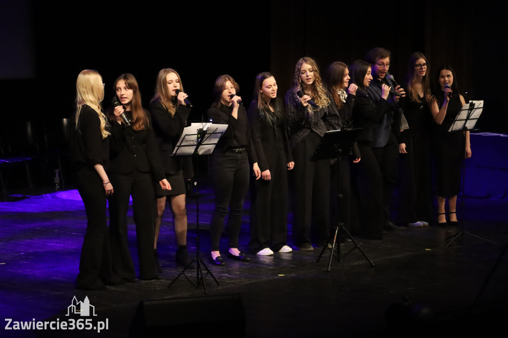 Fotorelacja III: Zakończenie roku szkolnego klas maturalnych I LO w Zawierciu