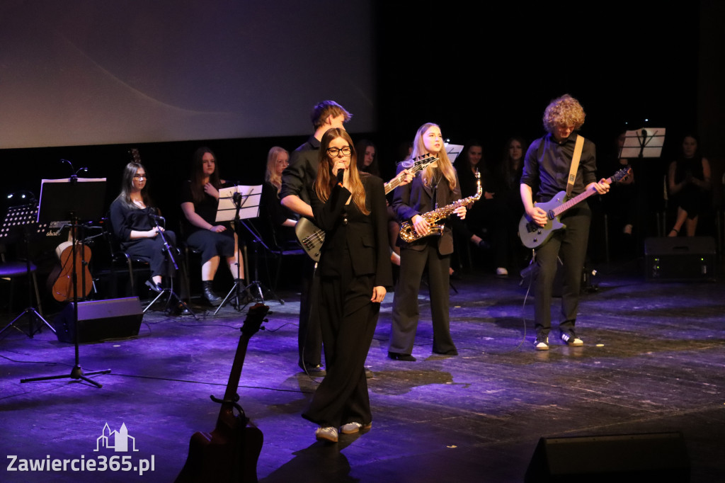 Fotorelacja III: Zakończenie roku szkolnego klas maturalnych I LO w Zawierciu