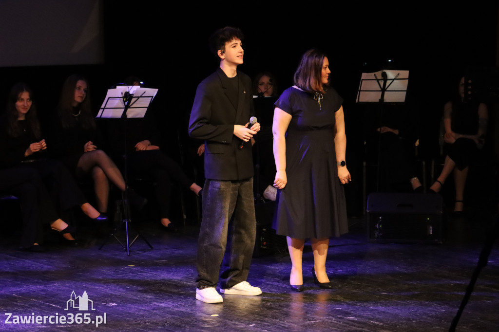 Fotorelacja III: Zakończenie roku szkolnego klas maturalnych I LO w Zawierciu