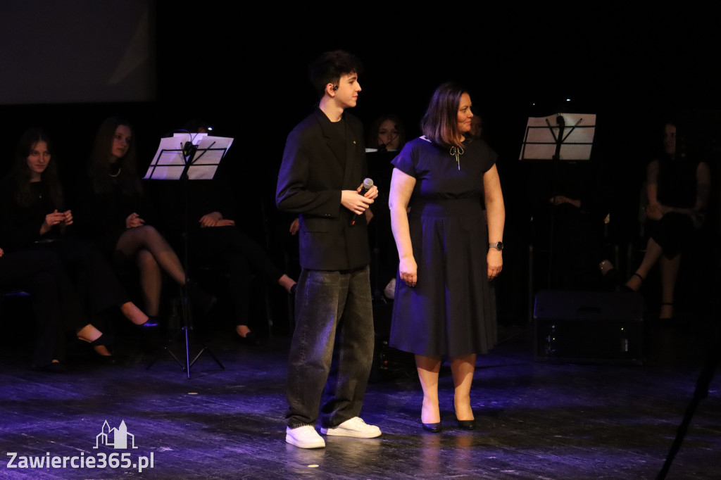 Fotorelacja III: Zakończenie roku szkolnego klas maturalnych I LO w Zawierciu