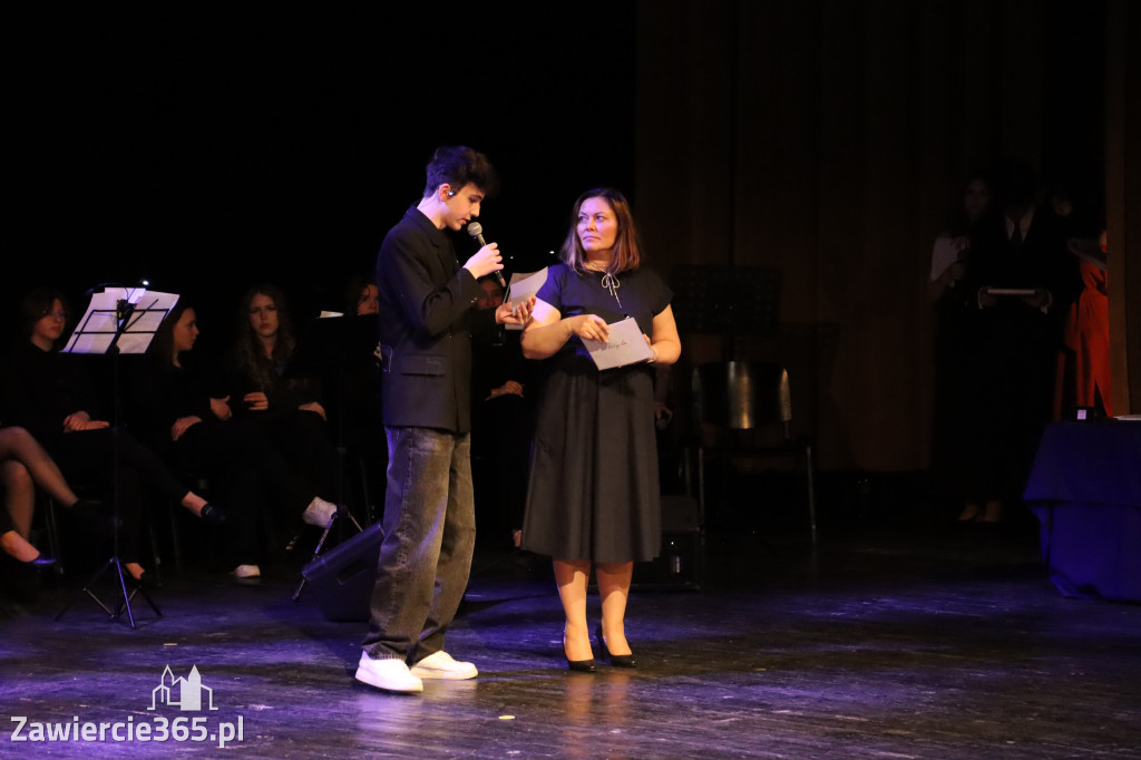 Fotorelacja III: Zakończenie roku szkolnego klas maturalnych I LO w Zawierciu