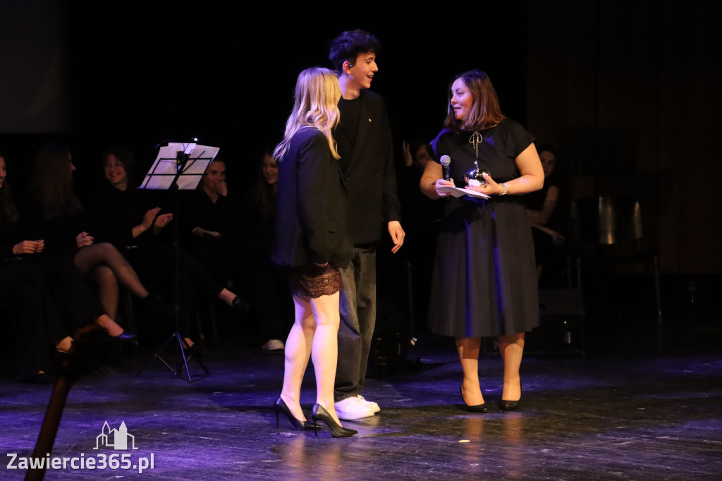 Fotorelacja III: Zakończenie roku szkolnego klas maturalnych I LO w Zawierciu