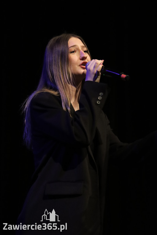 Fotorelacja III: Zakończenie roku szkolnego klas maturalnych I LO w Zawierciu