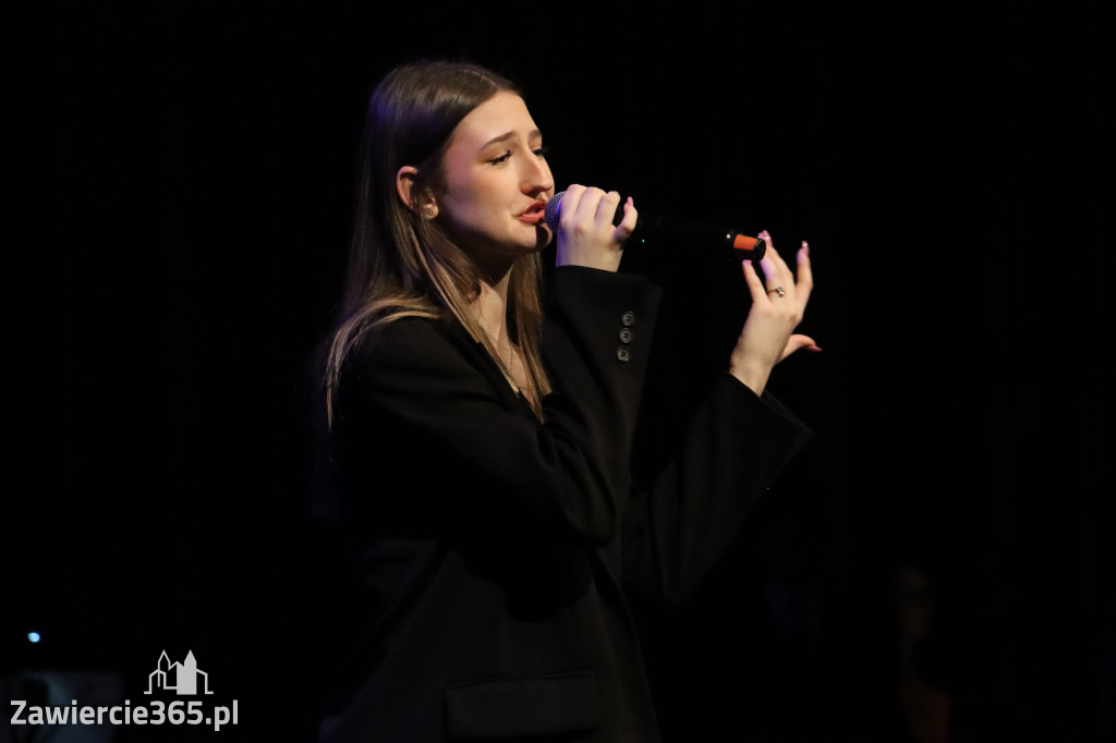 Fotorelacja III: Zakończenie roku szkolnego klas maturalnych I LO w Zawierciu