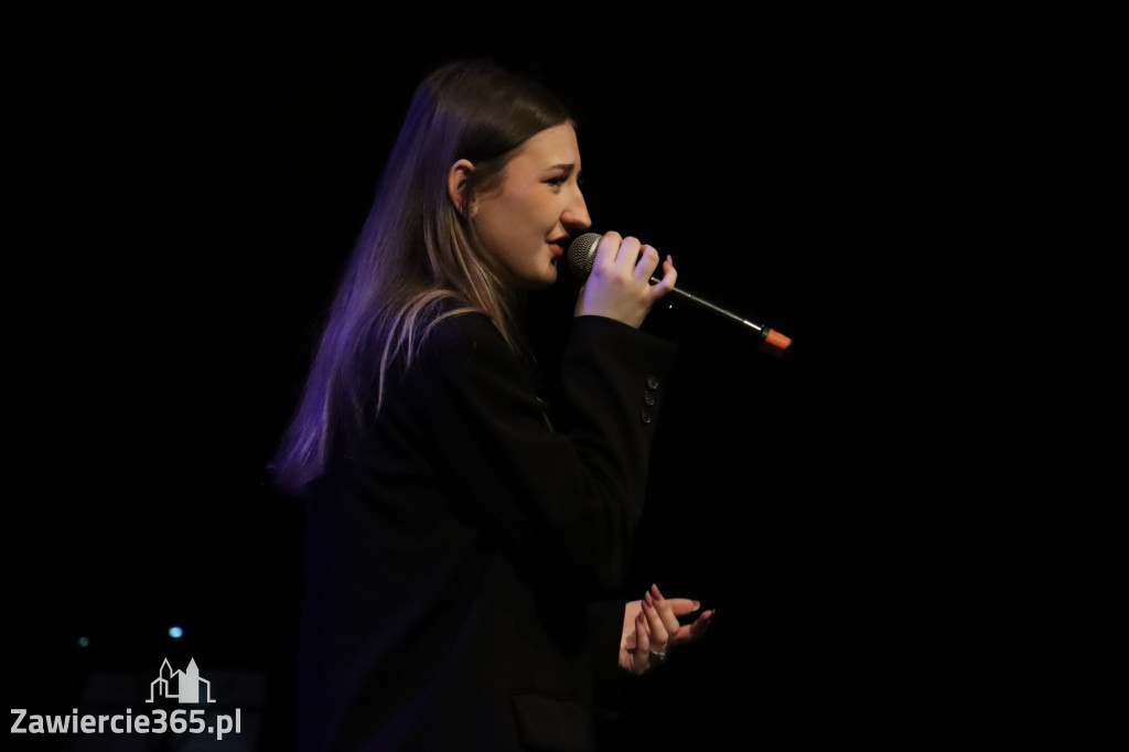 Fotorelacja III: Zakończenie roku szkolnego klas maturalnych I LO w Zawierciu